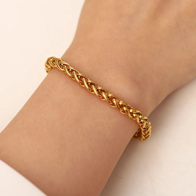 Crisscross Chain Bracelet