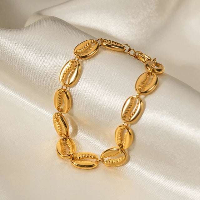 Gold Shells Bracelet